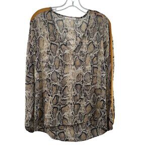 Harper Wren Snake Print Hi Low Top Multicolor Size Medium